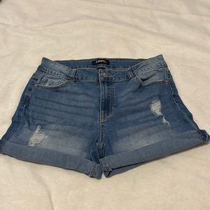 D. Jeans Denim MIDI Shorts Size 6